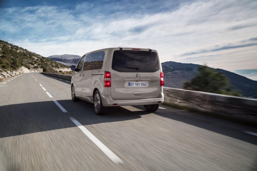  Citroen SpaceTourer 2016 года  (фото 31 из 40)